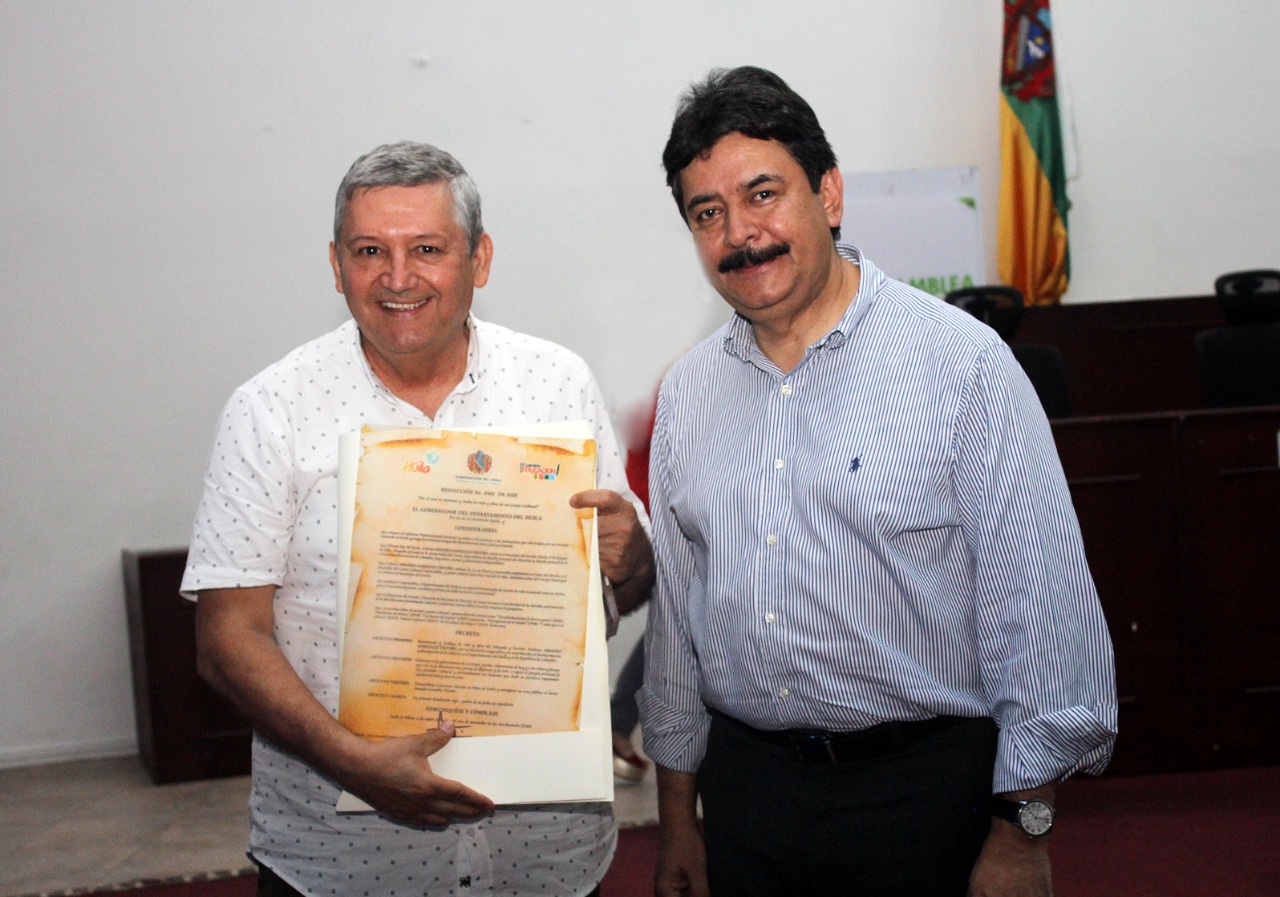En la noche en el recinto de la Asamblea del Huila también se homenajeo a Amadeo González Triviño.